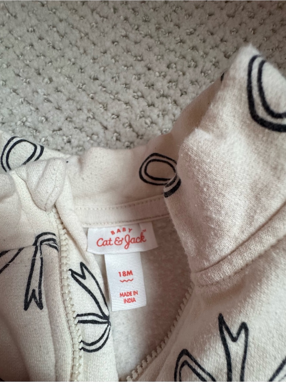 18 Month Baby Girl Outfit Bundle (Cat and Jack/Carters) - Picture 5 of 5
